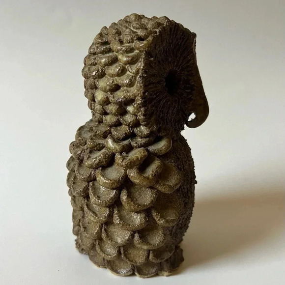 Sarah Darcy Ceramics Studio Pottery Stoneware Ceramic Owl 5” - Picture 4 of 6